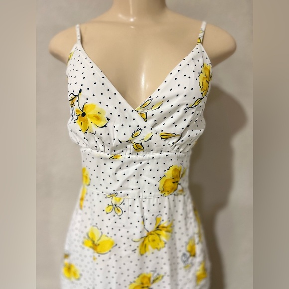 Abercrombie & Fitch Floral Midi Slit Dress
Size small - Picture 7 of 16